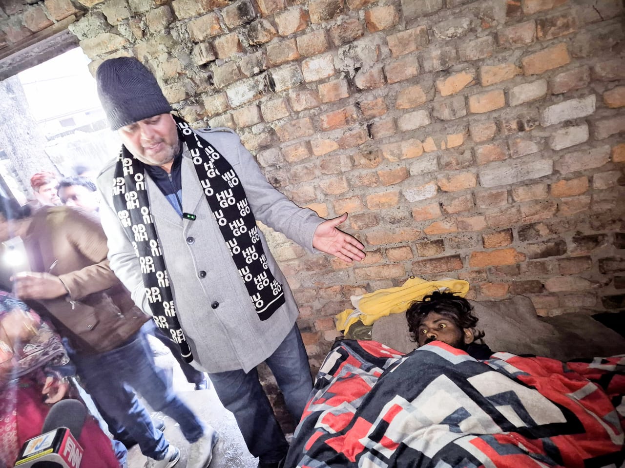 बीमार युवक के लिए ‘देवदूत’ बनकर पहुंचे महापौर विकास शर्मा, राजनीति के बीच मानवता की मिसाल, खुद एम्बुलेंस बुलाकर कराया भर्ती