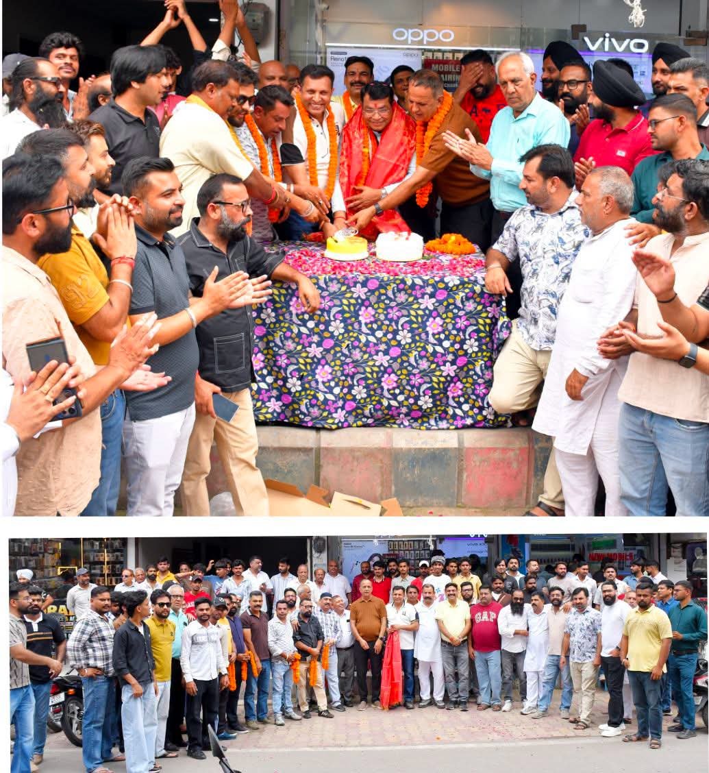 मुख्य बाजार में धूमधाम से मनाया गया विधायक शिव अरोरा का जन्मदिन